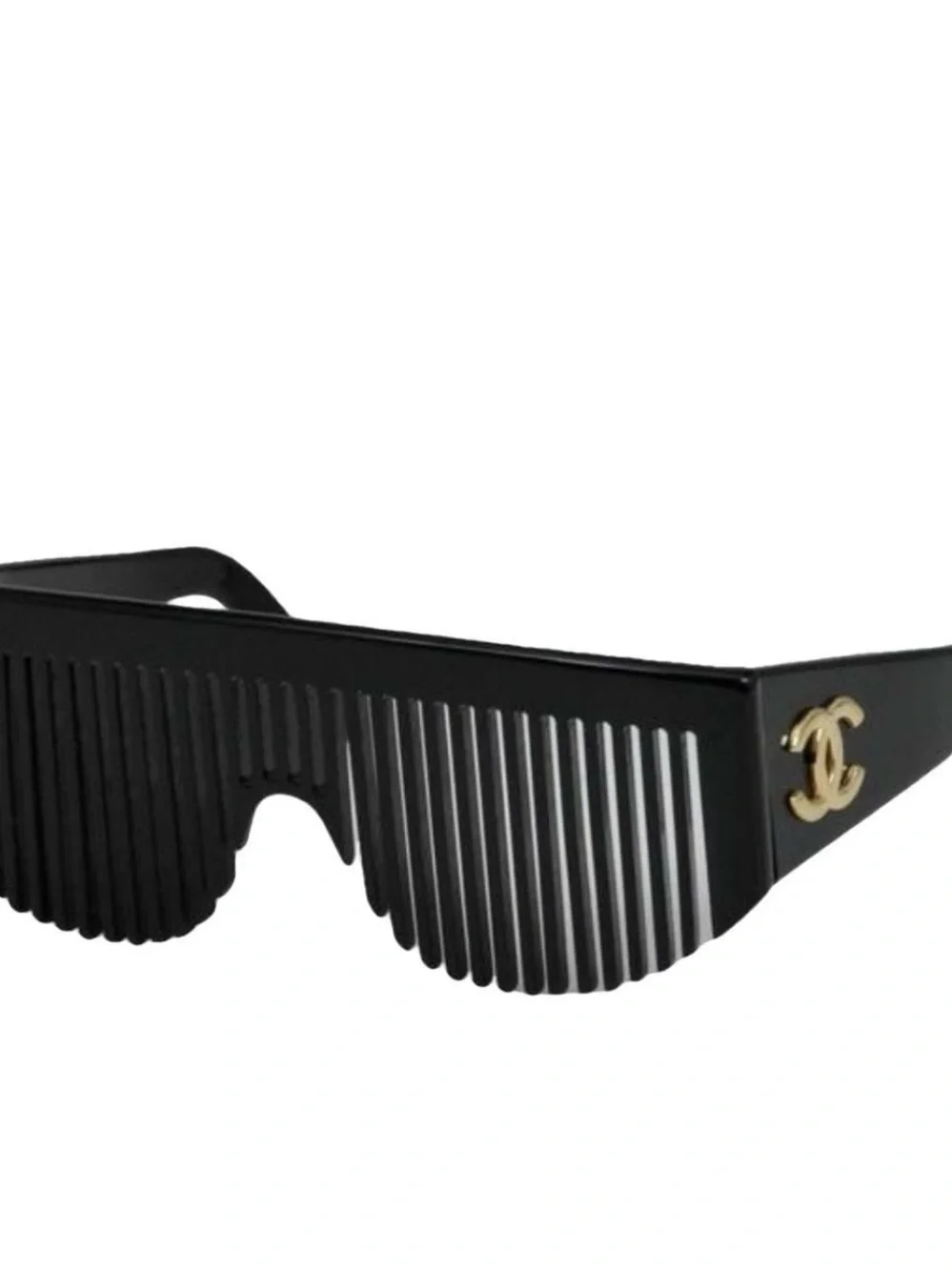 LOOKING FOR Chanel 1993 comb glasses